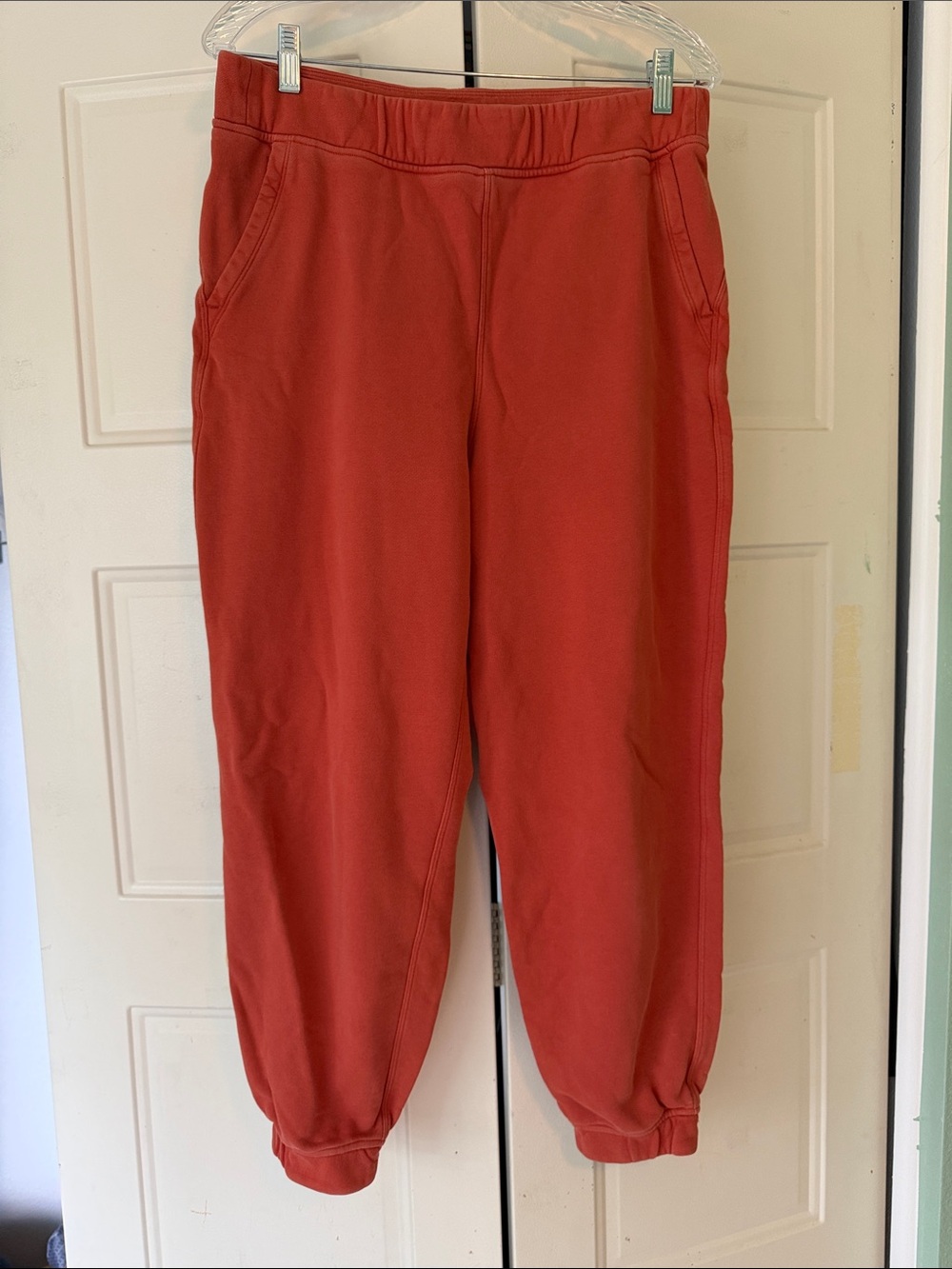 Lululemon women’s sweatpants joggers size 10
